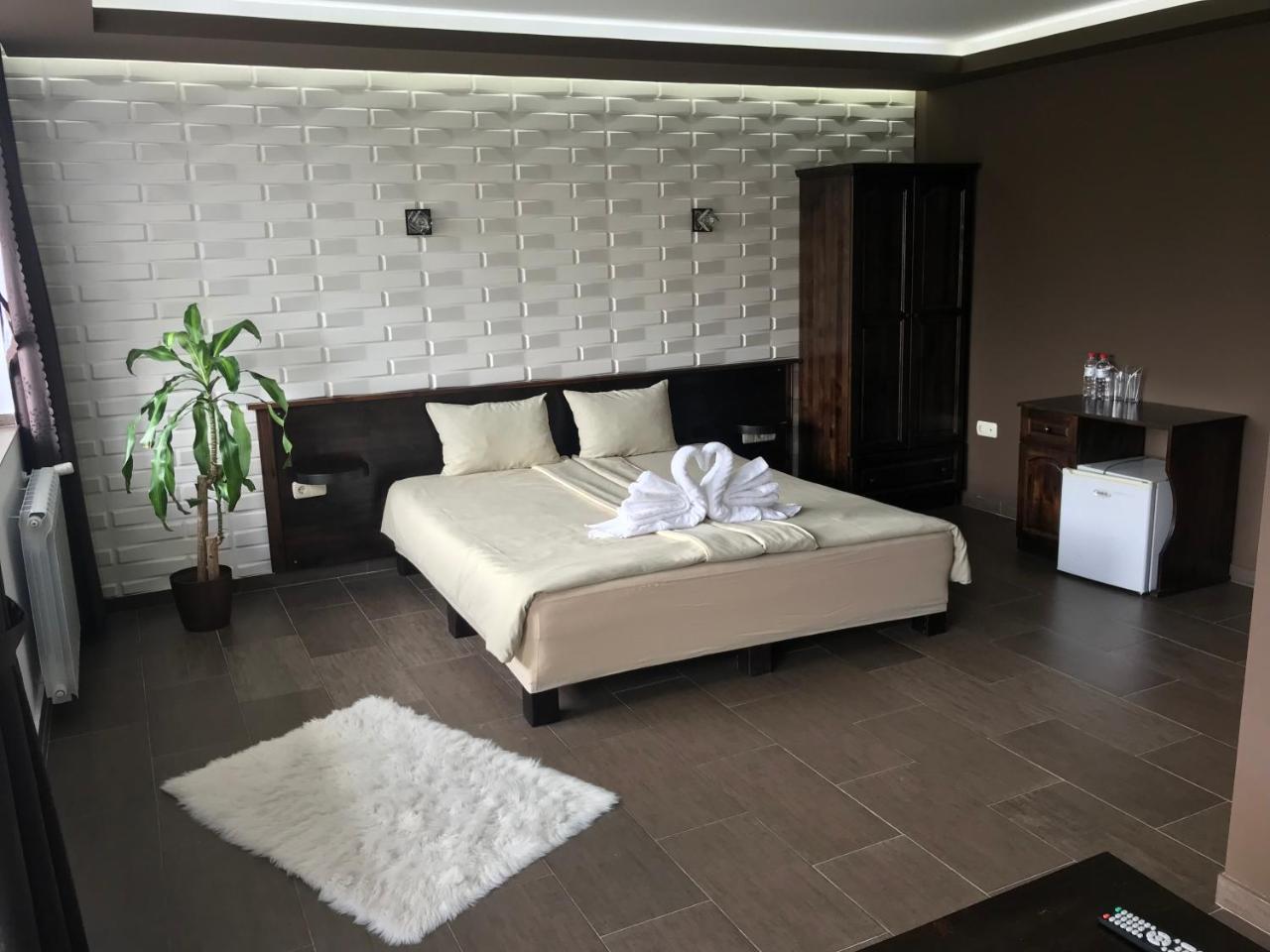 Hotel Complex Katalina Tsigov Chark Exterior foto